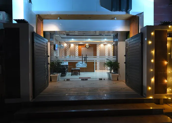 Townhouse Oak Hotel Ar Ganges Premium Varanasi