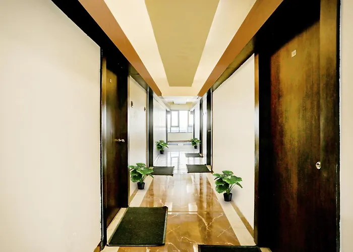 Oyo Salt House Hotel Mumbai