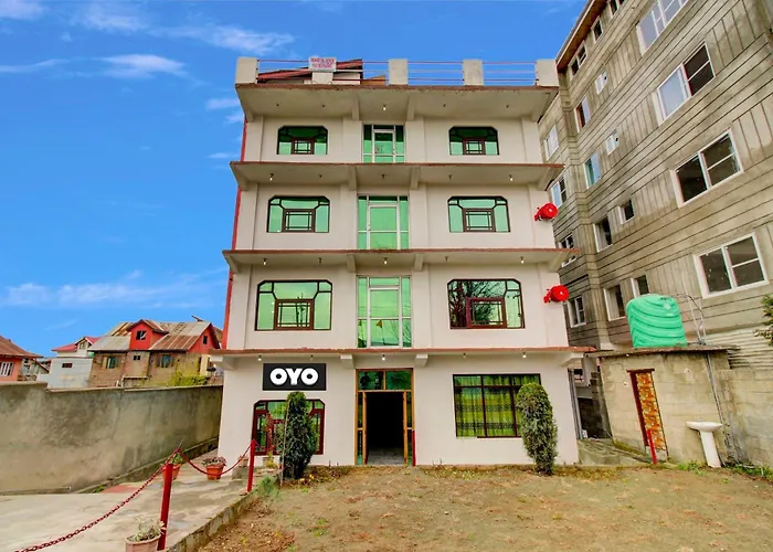 Hotel O Delhi Star Srinagar 