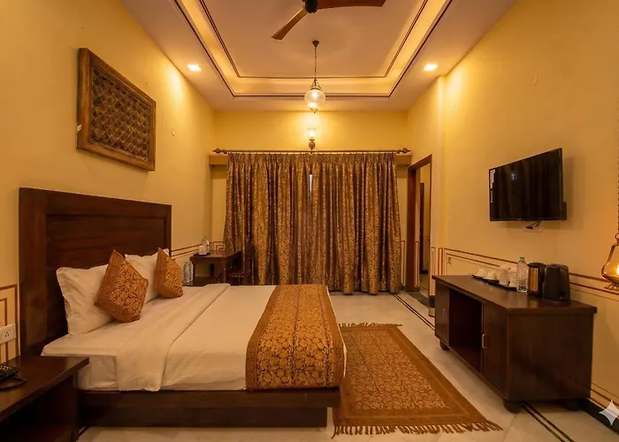 Aaram Baagh Maheshwar Hotel