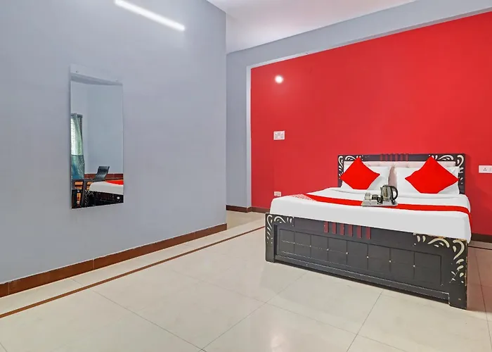 Hotel O Fourteen Kondapur 