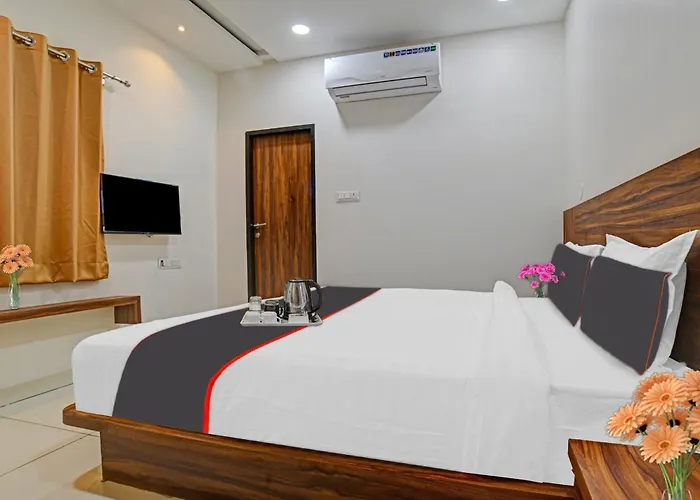 Hotel O Adiyogi Aura Indore