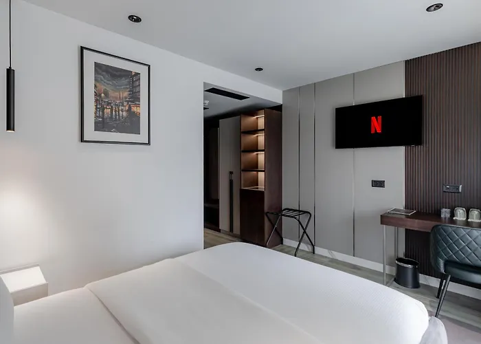 Emery Hotel Pristina