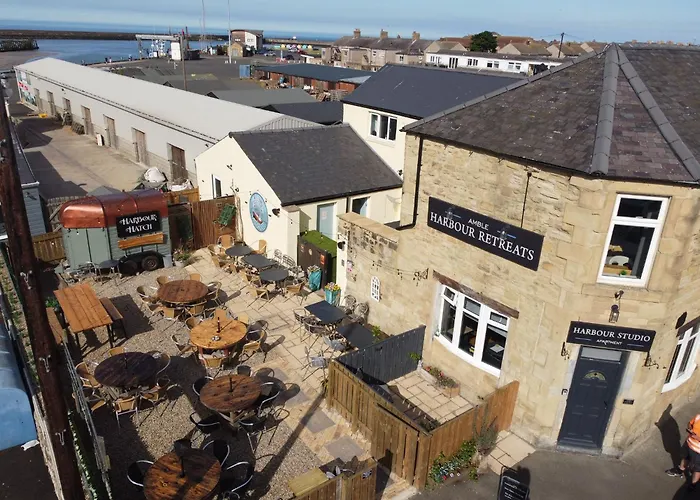 Amble Harbour Retreats Hotel