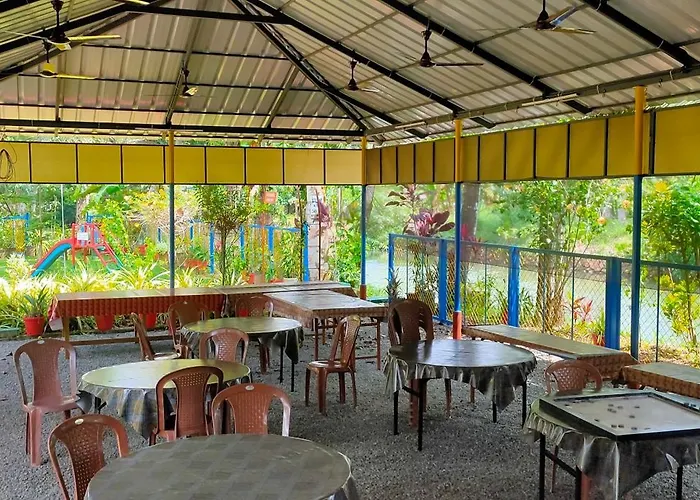 Kuttickattil Pool Home Stay Kumarakom