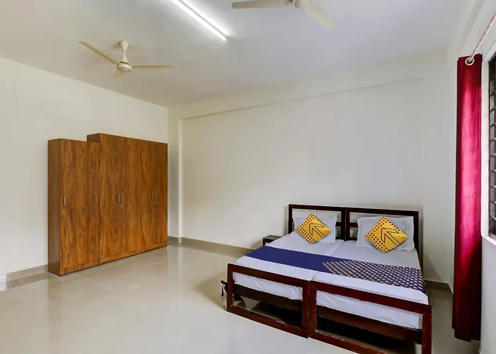 Spot On Helloworld Hsr Castle De Monte Bangalore