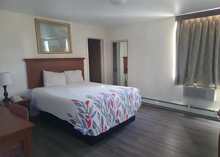 Canadiana Motel Sudbury