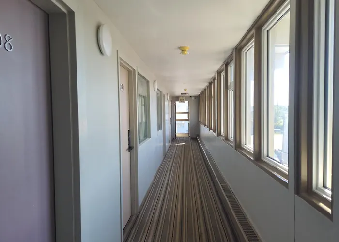Canadiana Motel Sudbury