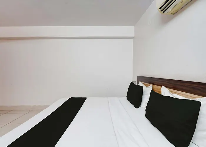 Hotel Shri Residency Rewari