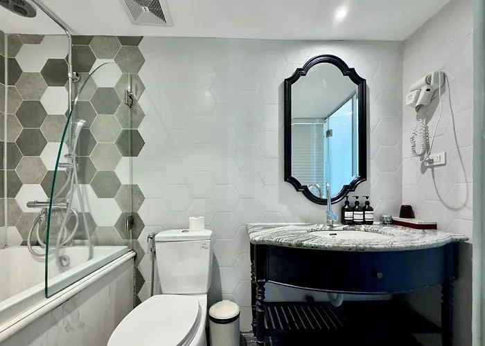 Hanoi Graceful Hotel And Travel