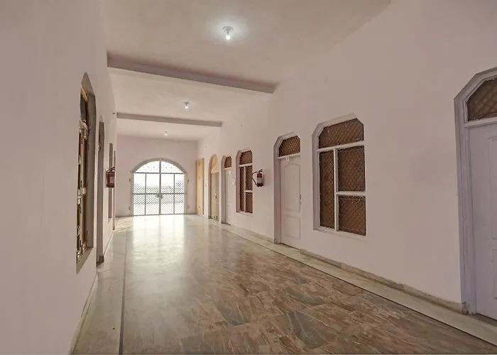 Hotel O Happy Stay Aligarh