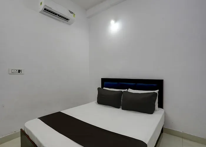 Hotel O Kavya Residency Aligarh