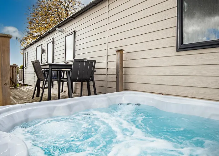Noble Court Holiday Park Narberth