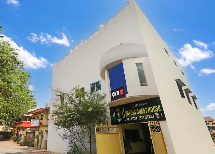 Hotel O Shree Hotel Mriduni Varanasi