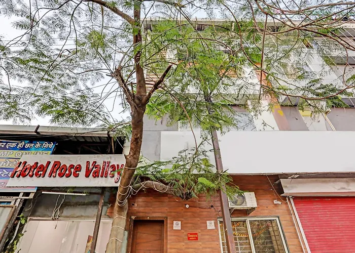 Oyo Hotel Rose Valley Indore