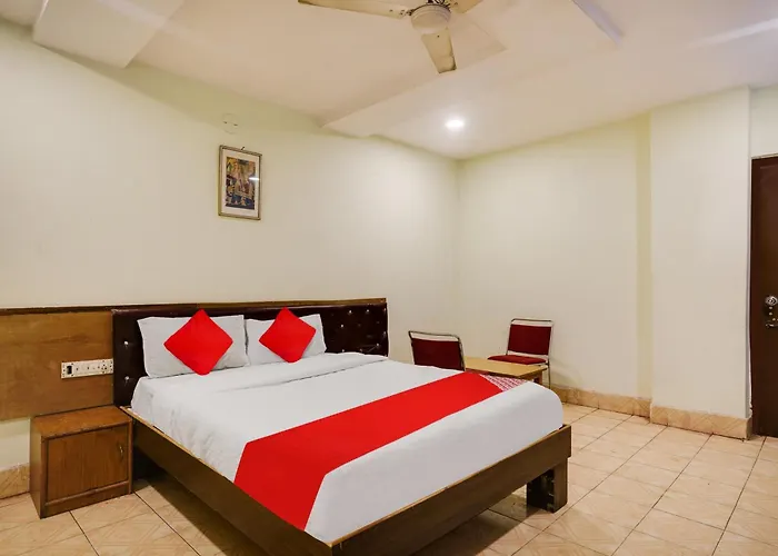 Hotel O Sree Simran Palace Hyderabad