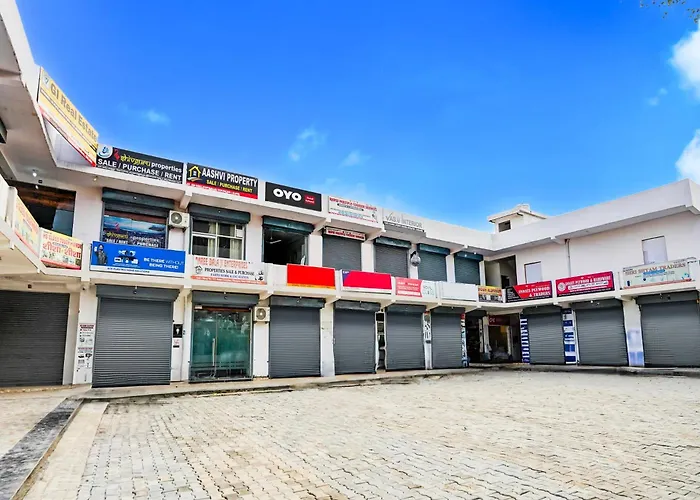 Hotel O Advent Hotel Noida