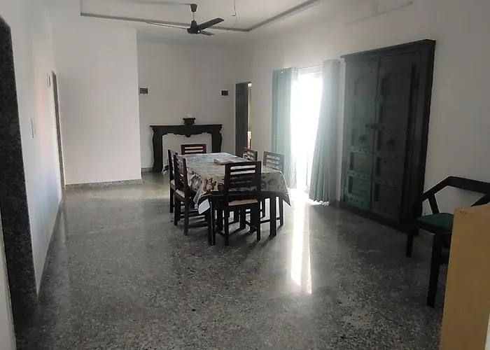 Hotel White Grand Shimla - In City Centre - A Centrally Heated Hotel