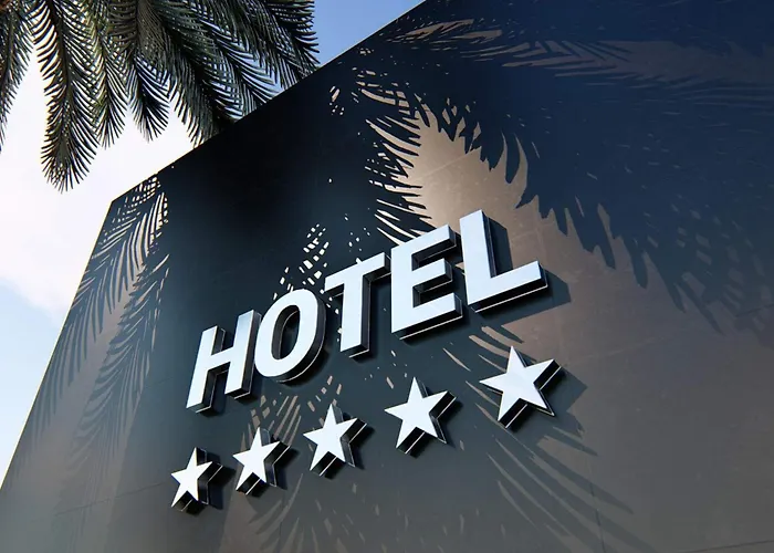 Country Inn & Suites Lucknow Gomti Nagar