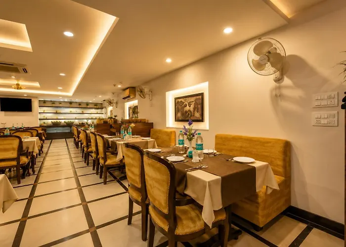 Airport La Sapphire Hotel & Restaurant New Delhi