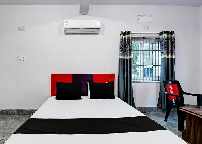 Hotel O Silk City Palace Brahmapur