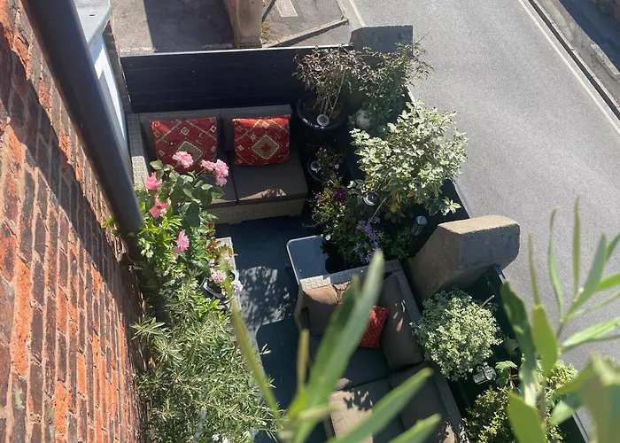 East Cliff Bed & Breakfast Preston 