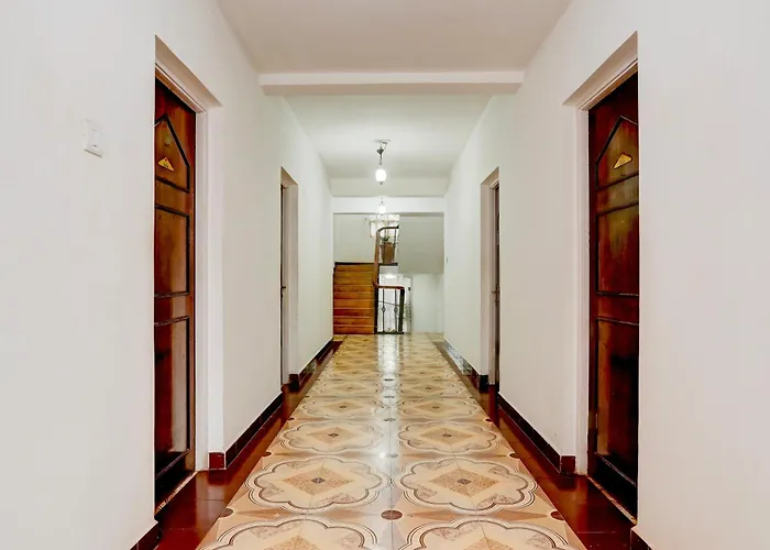 Collection O Majestic Inn Calangute