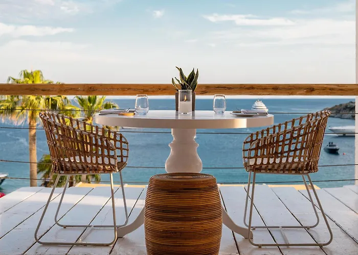 Mykonos Blu, A Grecotel Resort To Live Psarou 
