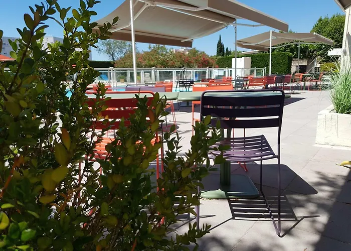 Ibis Styles Arles Palais Des Congres Hotel