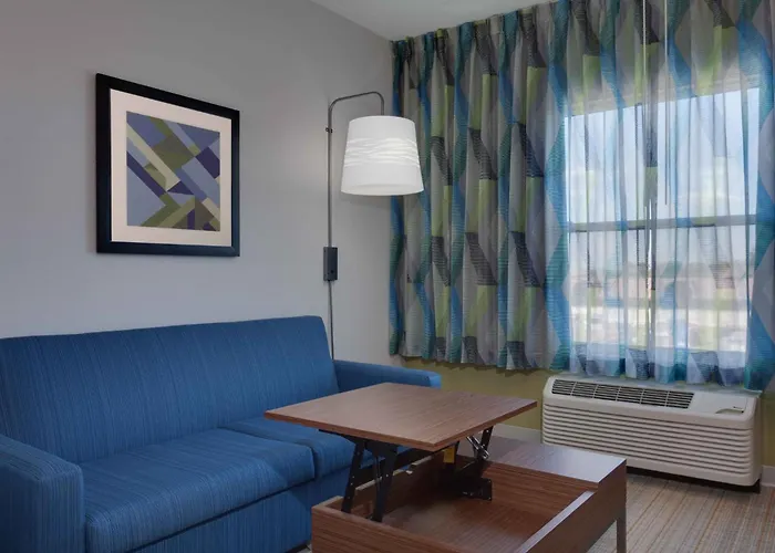 Holiday Inn Express & Suites Orlando International Airport By Ihg