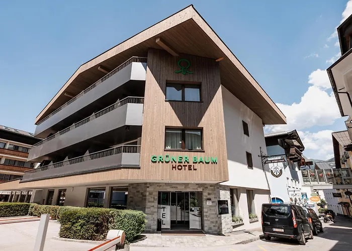 Hotel Gruener Baum Zell am See