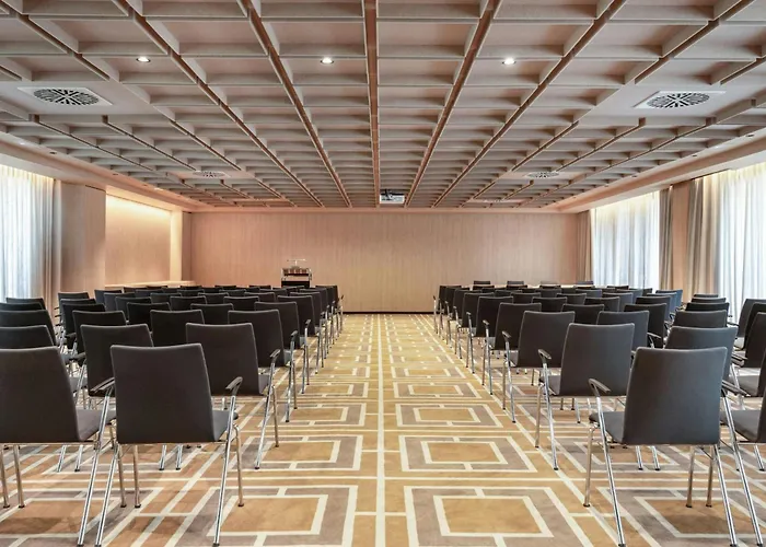Ac Hotel Atocha By Marriott Madrid