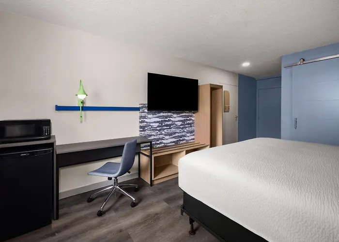Garner Hotel Greenville East By Ihg