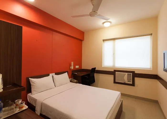 Ahmedabad Vastrapur Hotel