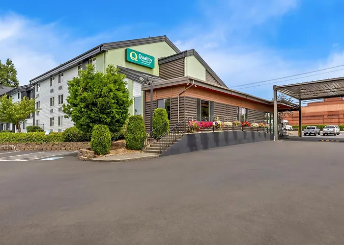 Quality Inn & Suites Clackamas - Portland