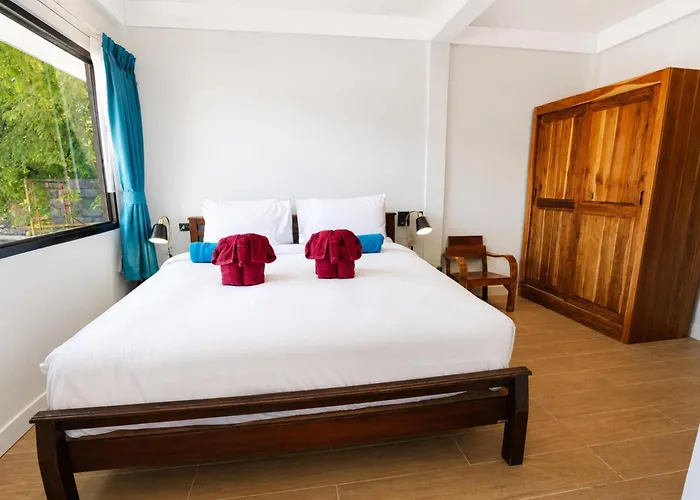 Crystal Bay Beach Resort Lamai Beach 