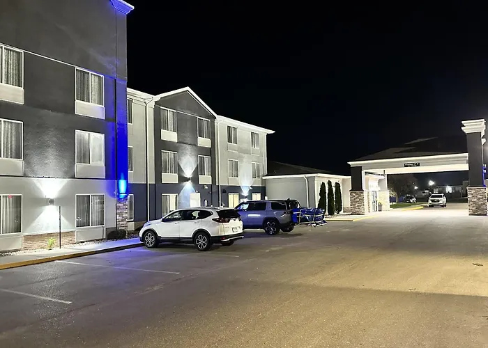 Holiday Inn Express Hotel & Suites Lexington By Ihg
