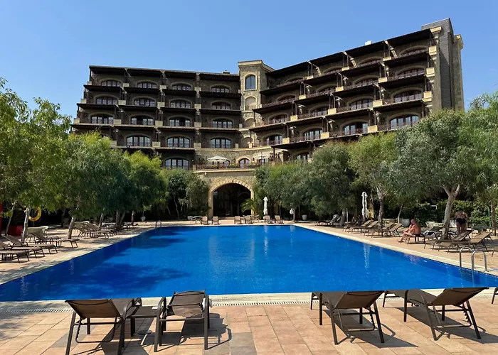 Sapphire Marine Otel Bakü