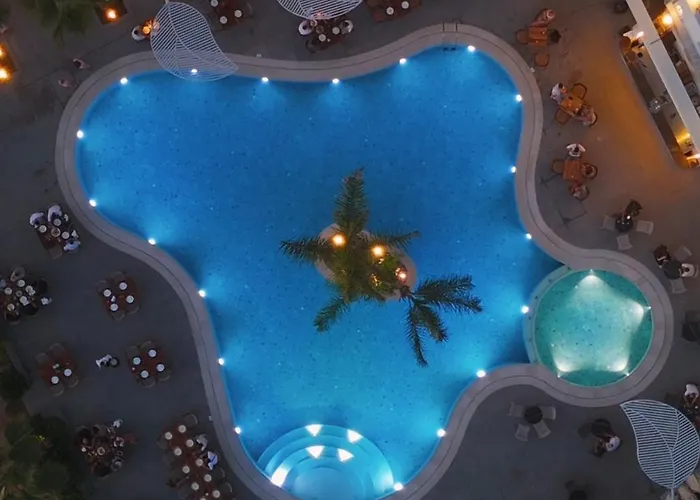 Klajdi Resort & Spa Golem 