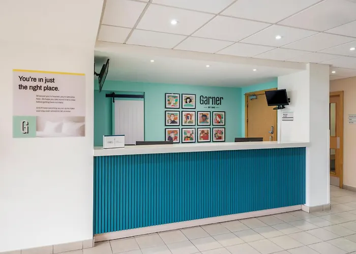 Redwings Lodge Wolverhampton Central