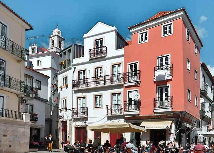 House Petit Lusa Lissabon