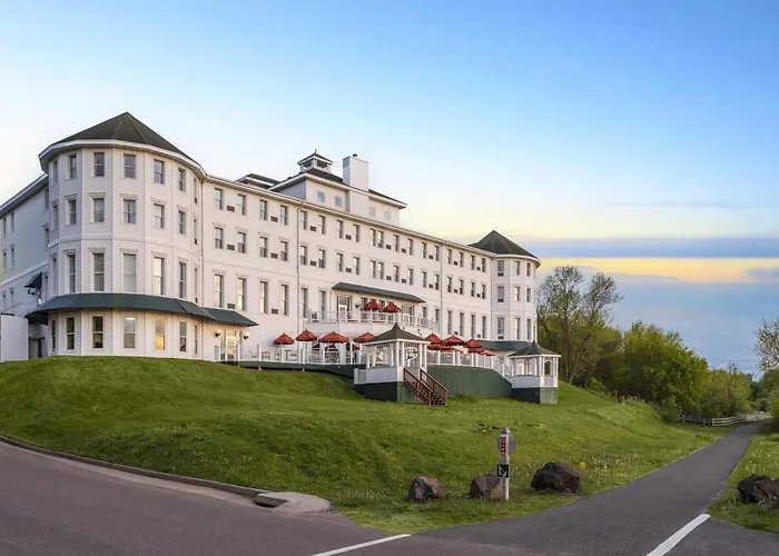 Best Western The Hotel Chequamegon Ashland