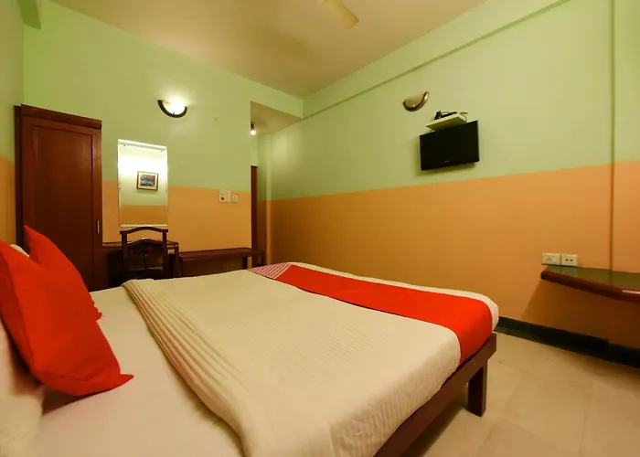 Collection O Blue Bird Hotel Jaipur
