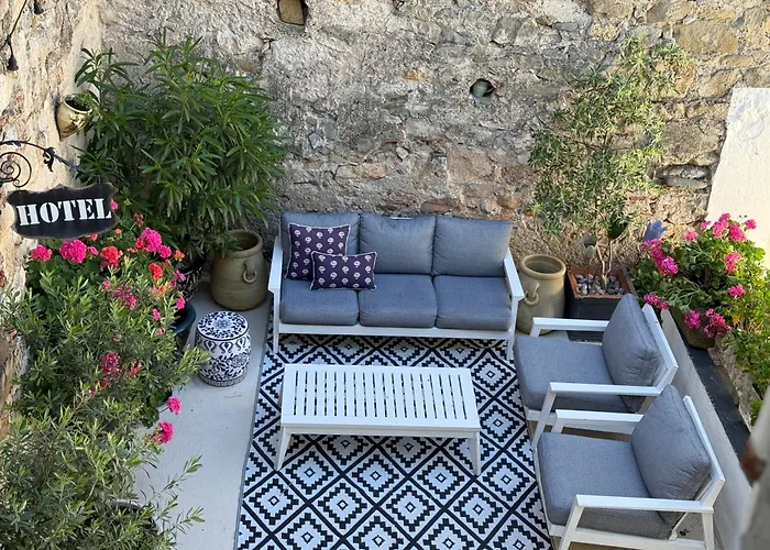 L'Ancienne Boulangerie Bed & Breakfast Caunes-Minervois