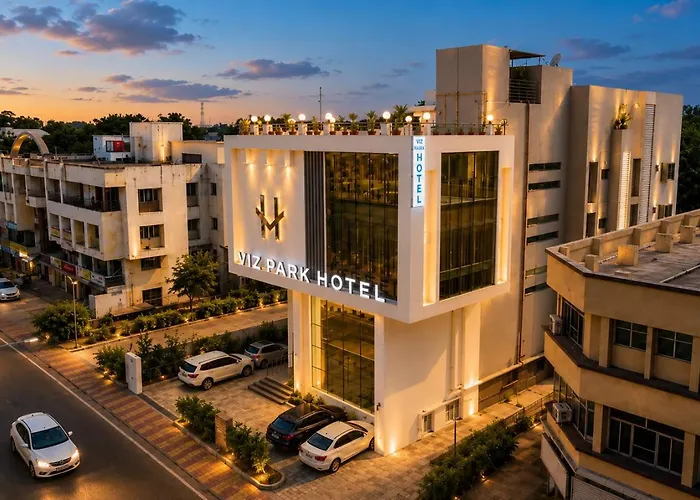 Viz Park Hotel Anand