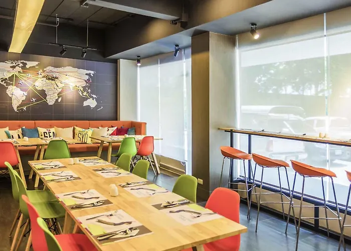 Hotel Ibis Styles Bangkok Sukhumvit 50
