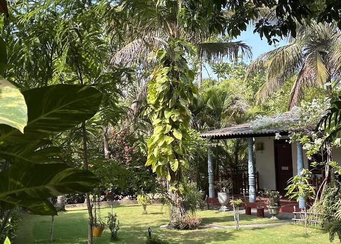 Lobster Inn Trincomalee