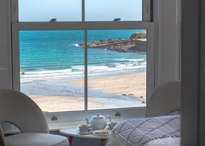 The Bay Hotel Coverack