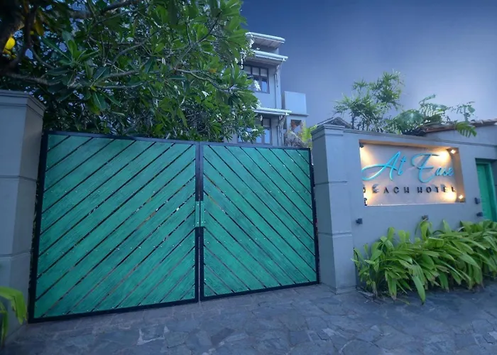 At Ease Beach Hotel Hikkaduwa