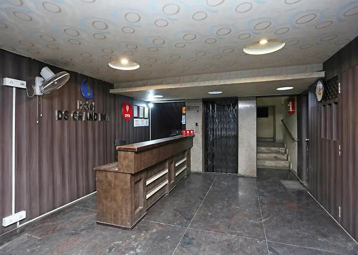 Hotel O Ds Grand Inn Lingampalli